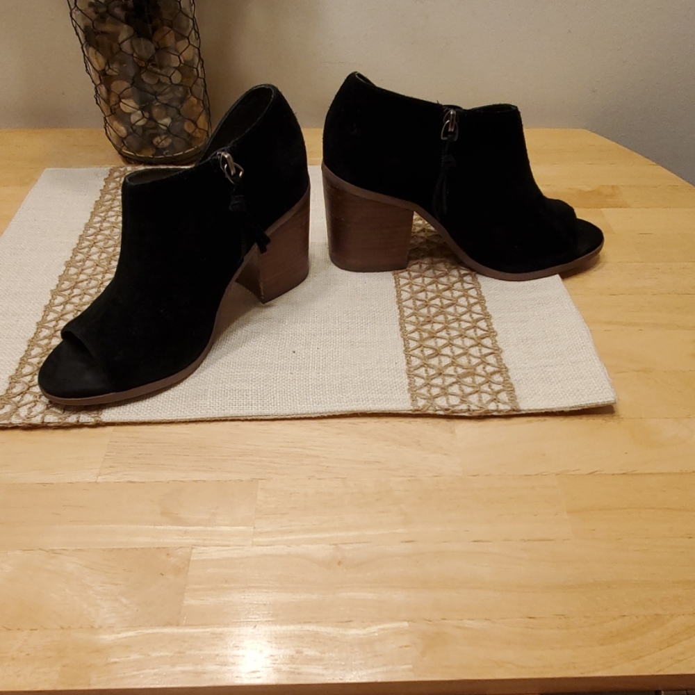 Last chance! Sole Society Arroyo Peep Toe Bootie